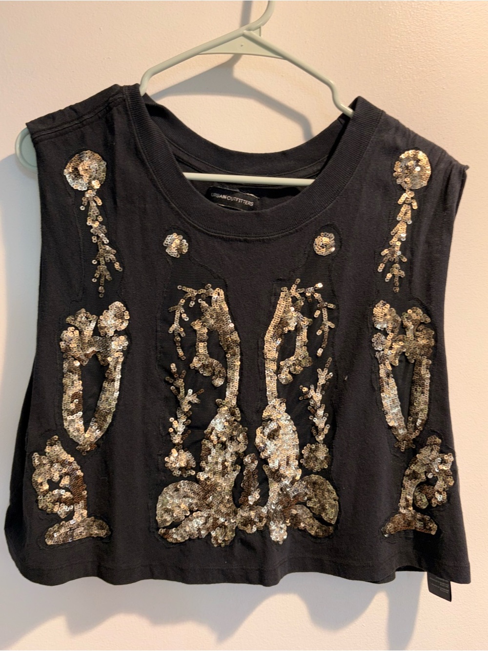 Muscle tee with sequins